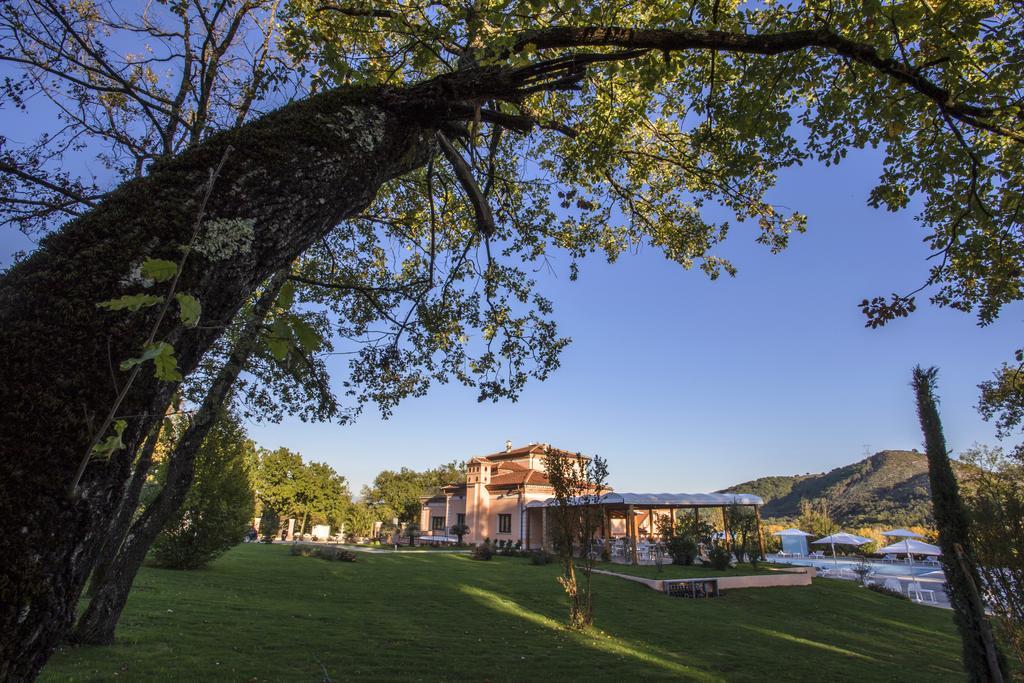 Tenuta Esdra Agrispa Понтекорво Экстерьер фото
